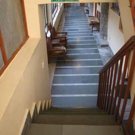 Pema Thang Hotel Kangra Exteriör bild