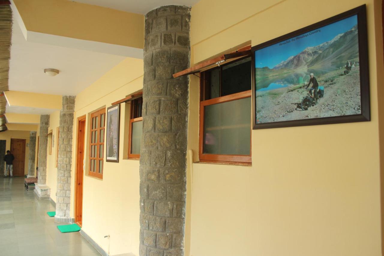 Pema Thang Hotel Kangra Exteriör bild