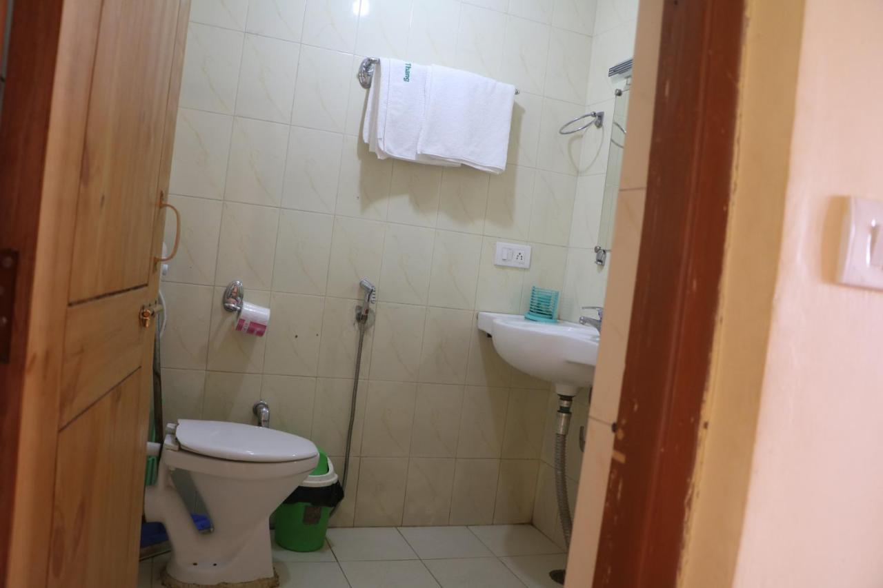 Pema Thang Hotel Kangra Exteriör bild