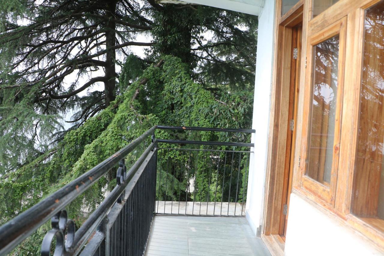 Pema Thang Hotel Kangra Exteriör bild
